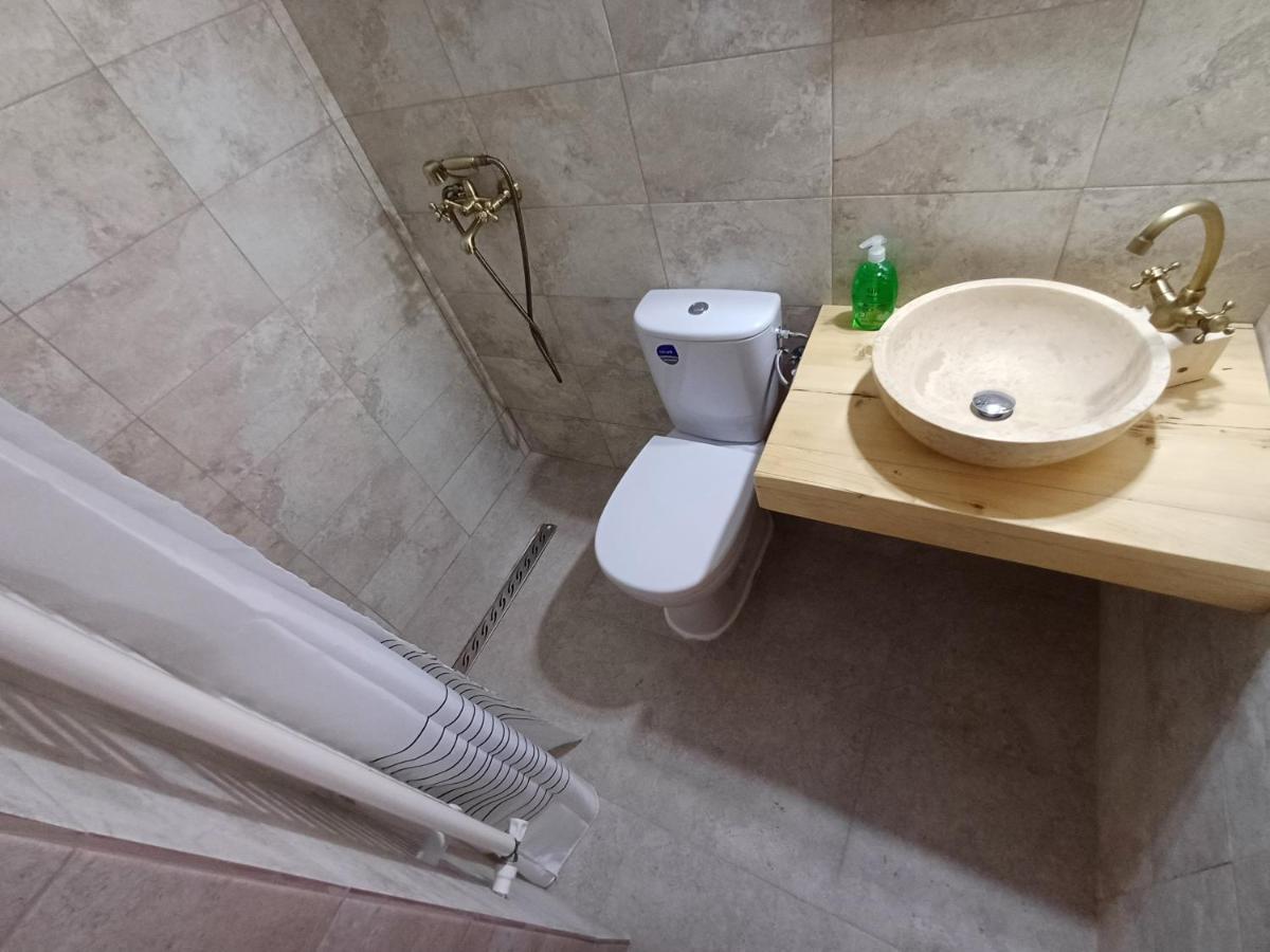 Casuta Din Valea Regilor Gradistea de Munte Exterior foto